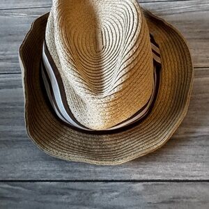 VINTAGE Men's Beige Fedora Hat with Brown and White Band S/M Solid Pattern